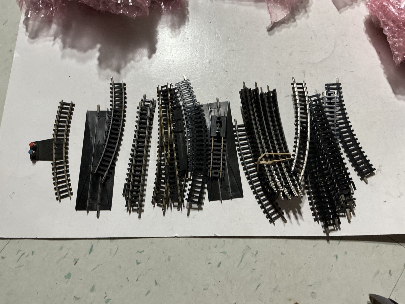 Bachmann/Trix N Gauge : Various Manuf. Freight cars, Engines and Track. Used