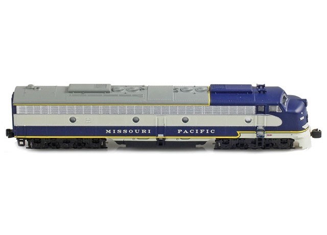 AZL 62610-4 Z-scale Missouri Pacific E8 A #7021 Diesel Locomotive NEW & TESTED