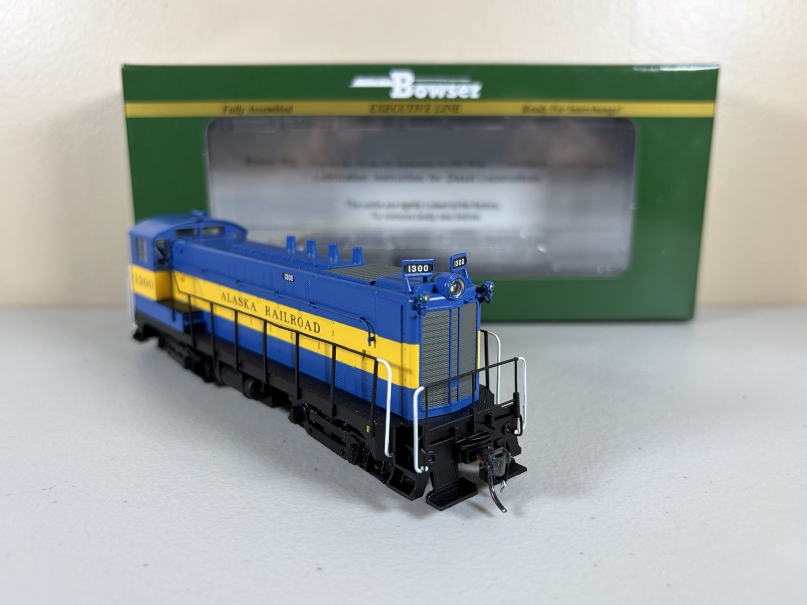 HO Bowser DCC Ready Alaska Baldwin VO-1000 #1300
