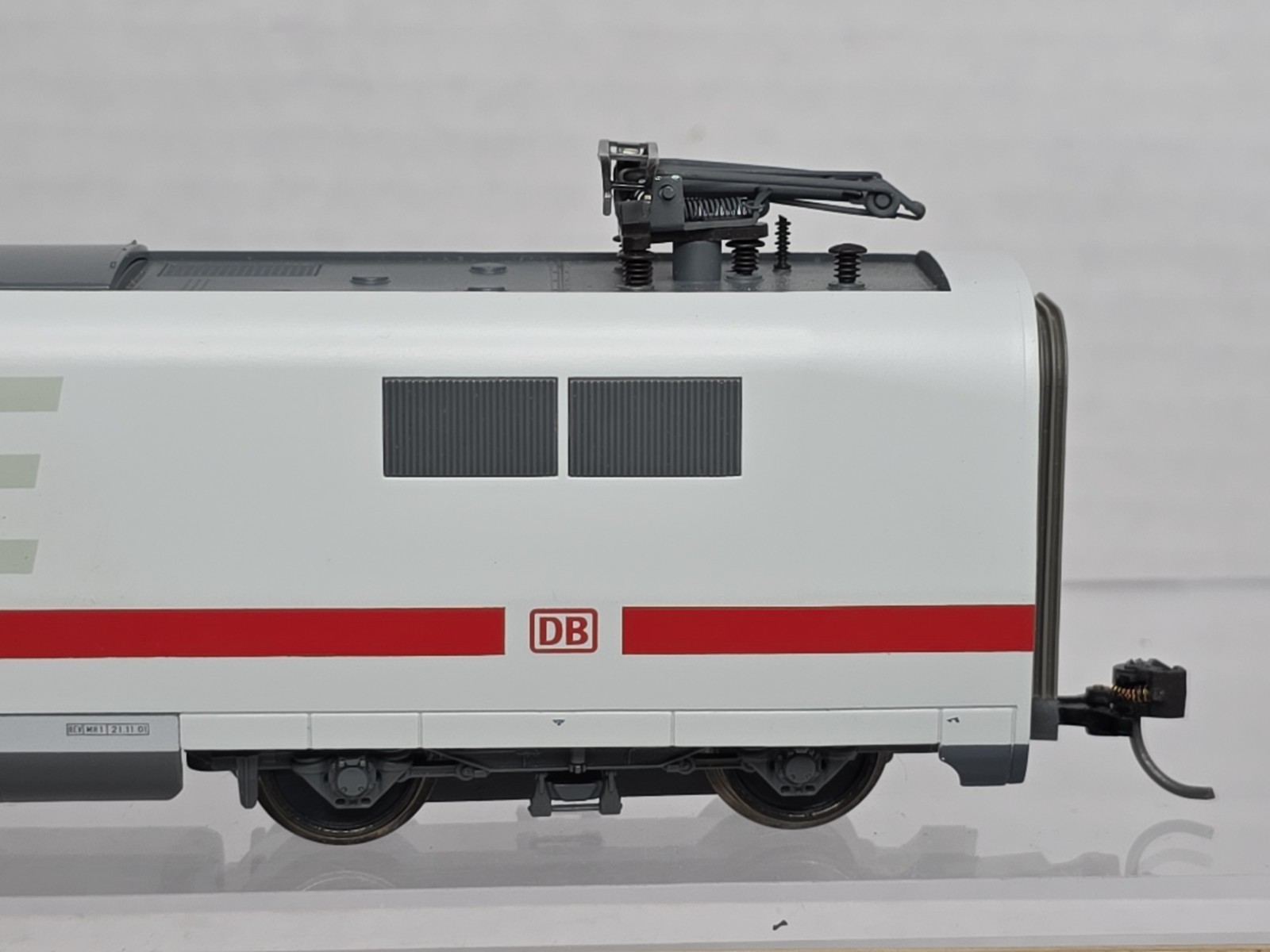 Roco HO Scale Powered 401012-0 DB ICE High Speed Bullet Train Runs Well (A)