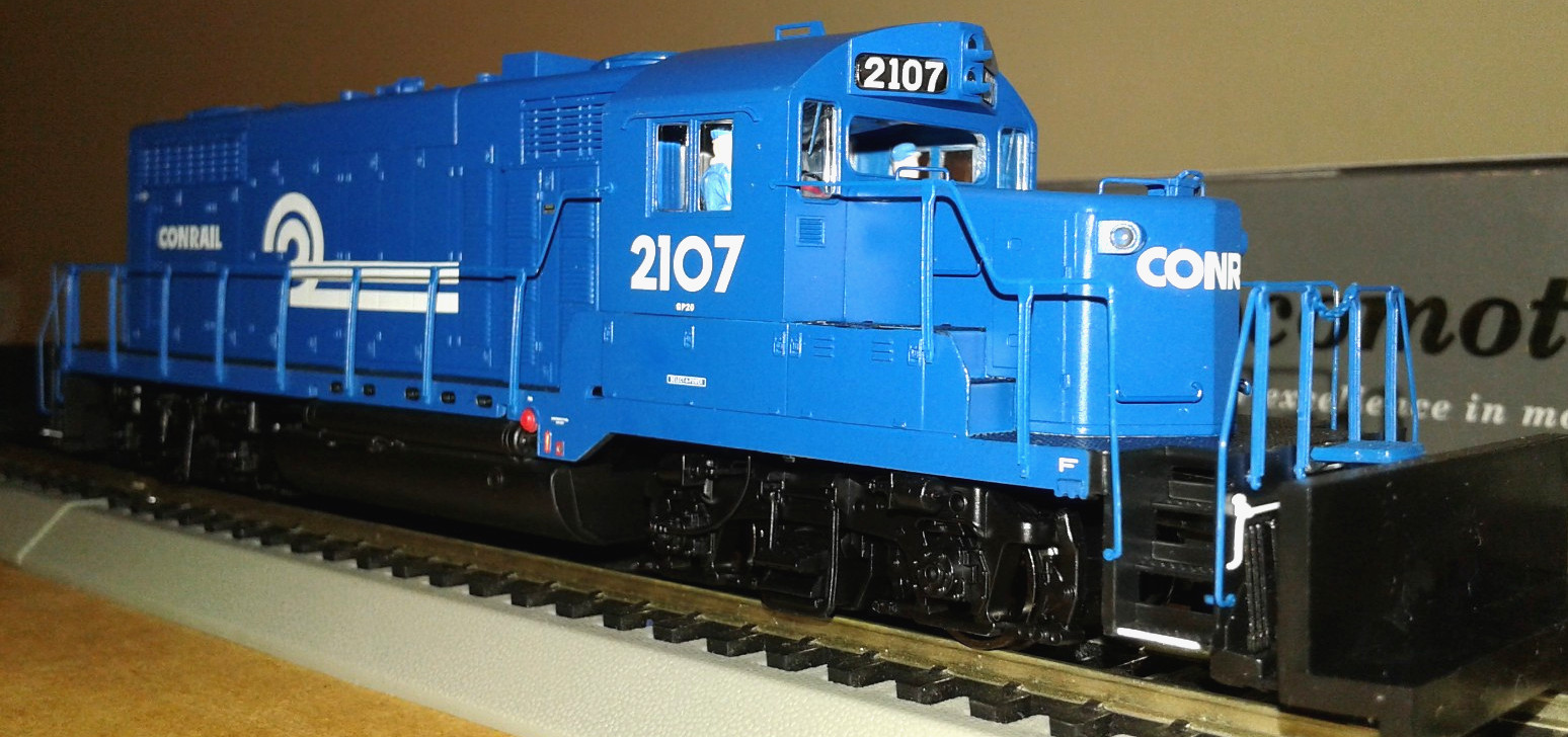 HO SCALE WALTHERS PROTO 2000 EMD GP20 CONRAIL #2107 920-48555
