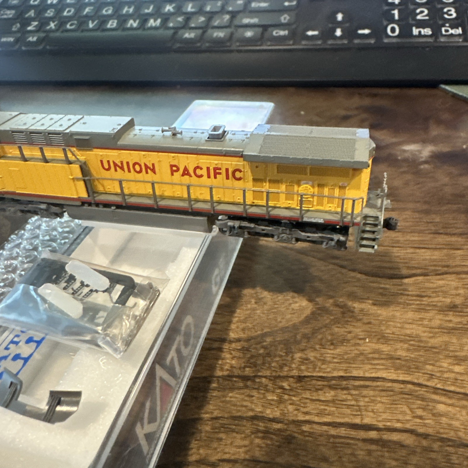 N Scale Kato 176-7003 UP Union Pacific AC4400CW Diesel #9997- DCC Ready