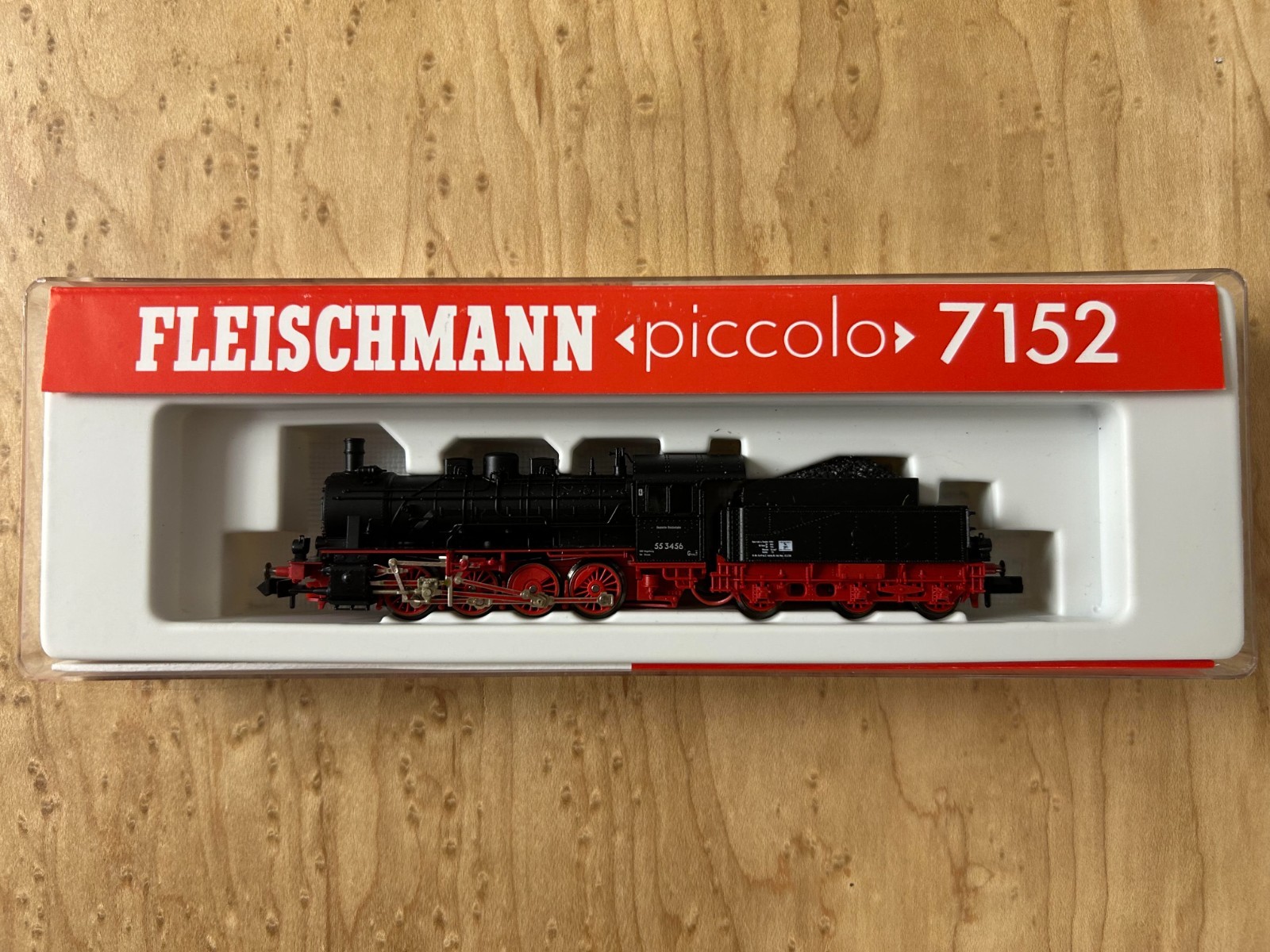 Fleischmann 7152 N 0-8-0 Loco w Tender