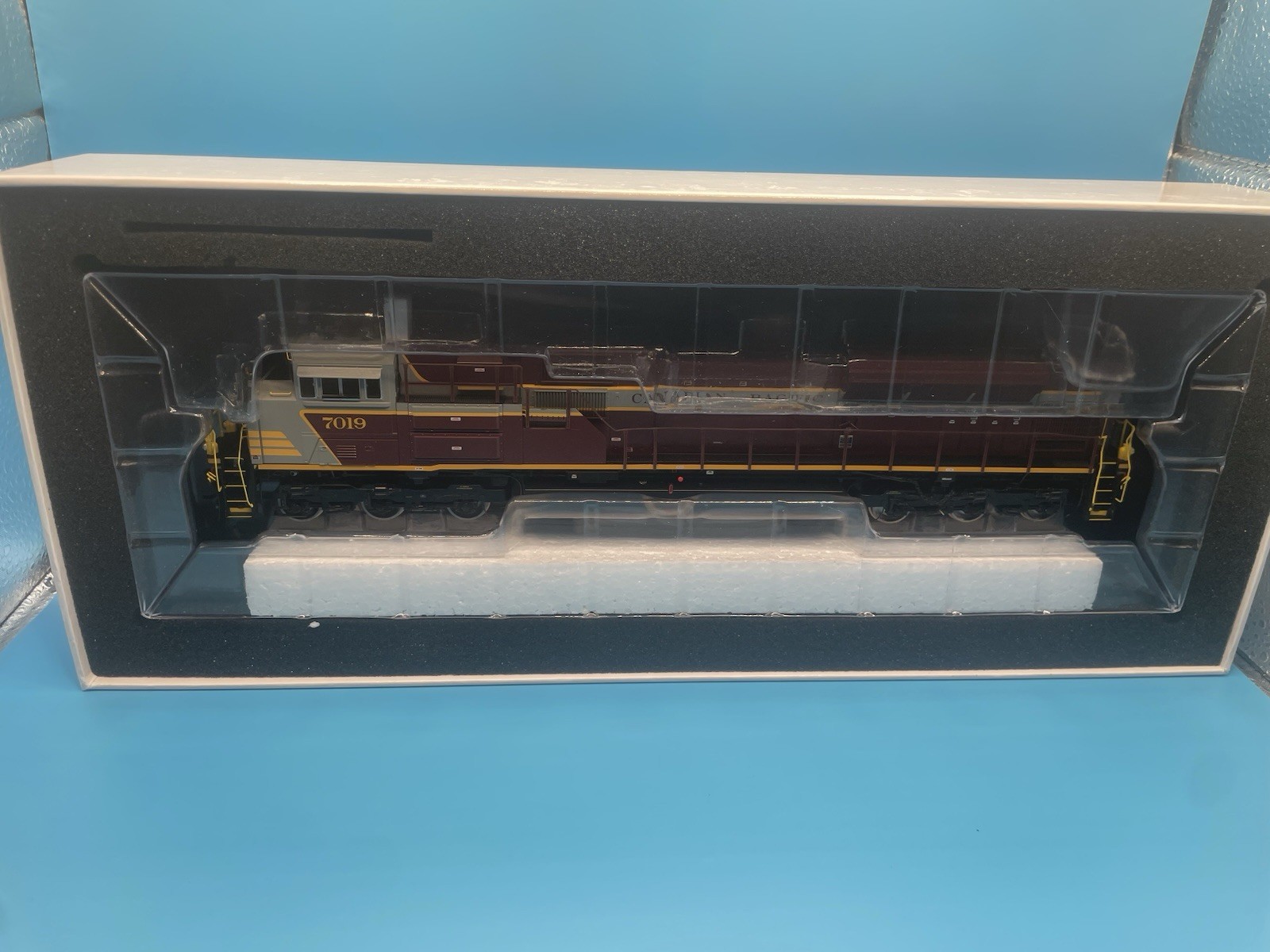 Canadian Pacific RR SD70ACU 7019 Athearn Genesis G75851 Tsunami2 Sound DCC HO