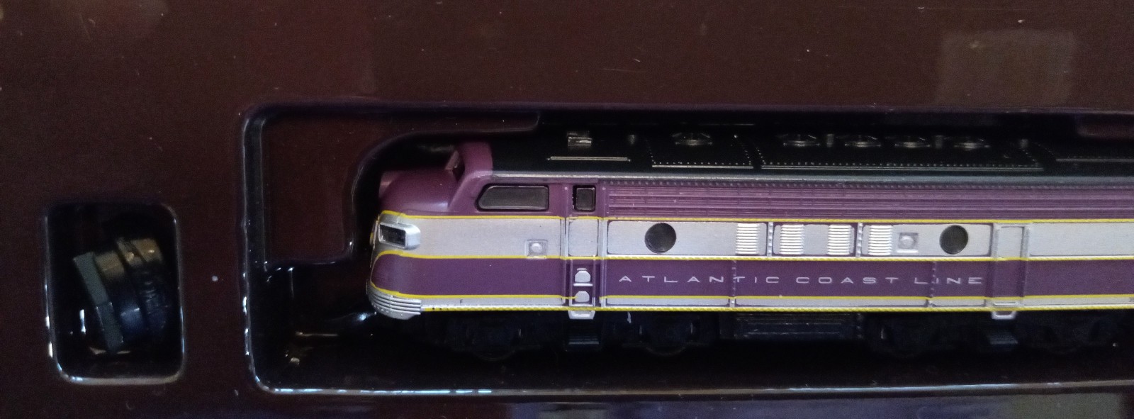 Marklin Z scale Mini Club 88604 F7 A-B Atlantic Coast Line TESTED