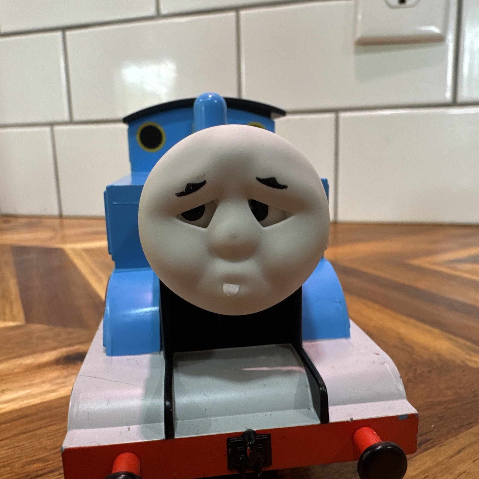 Gullane Thomas & Friends O Gauge 3-Rail DC Analog Thomas 0-6-0 2013 FOR PARTS