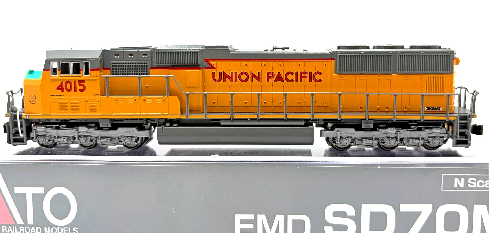 N KATO 176-4015 EMD SD70M UNION PACIFIC UP # 4015 EXCURSION