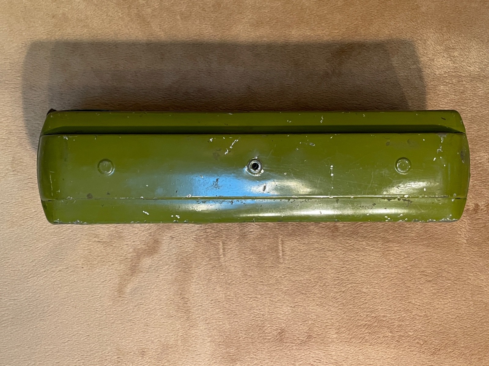 Lionel prewar Standard Gauge electric loco #8, cars 337 and 338. Needs help.