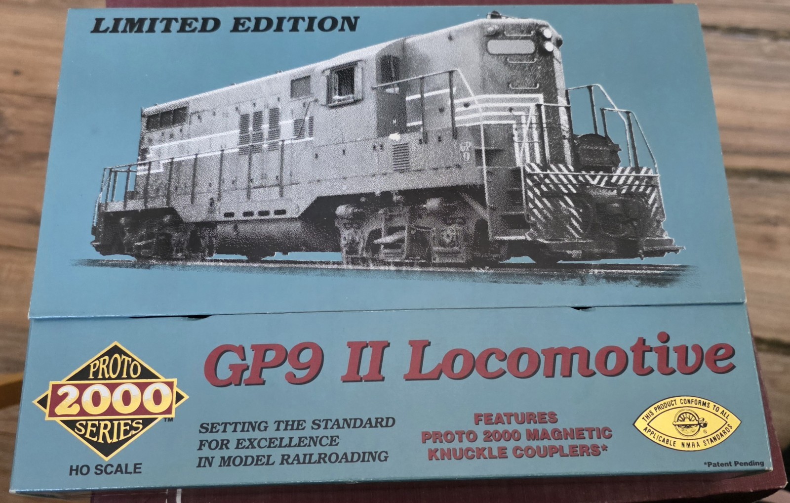 Proto 2000 Santa Fe GP9 II HO 1:87 Diesel Loco 23613 #703