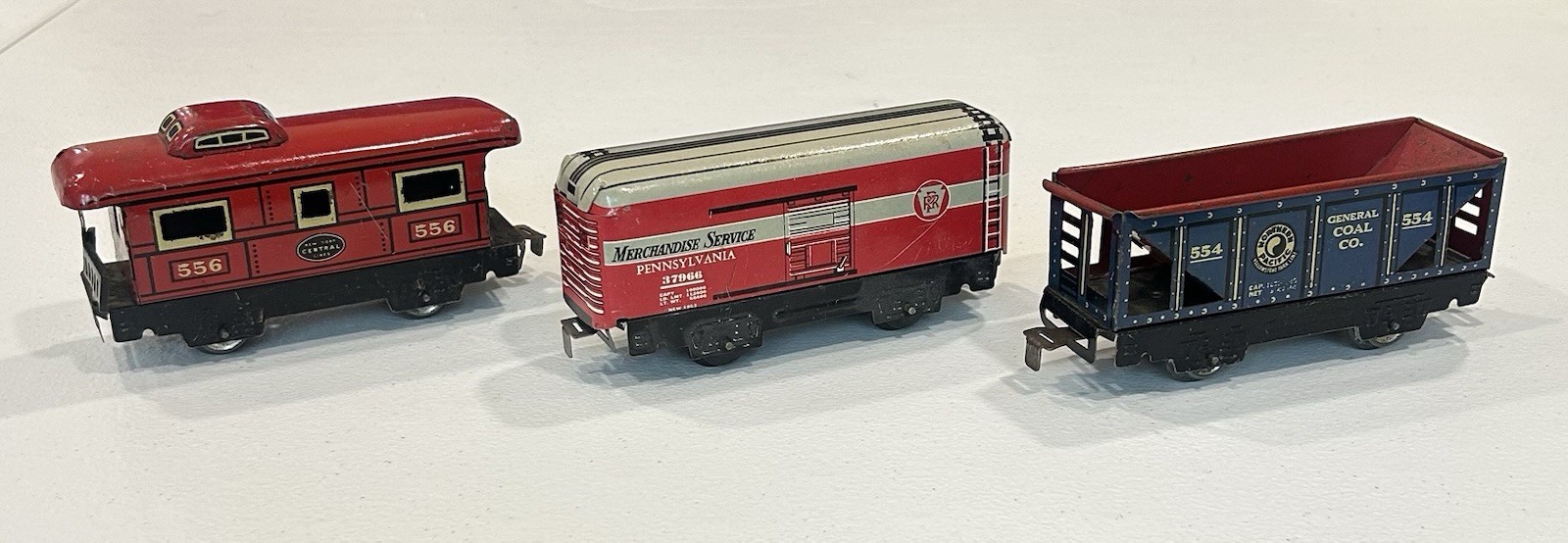 Lot of 12 Vintage Marx O Train Commodore Vanderbilt Engine Tin Cars Track