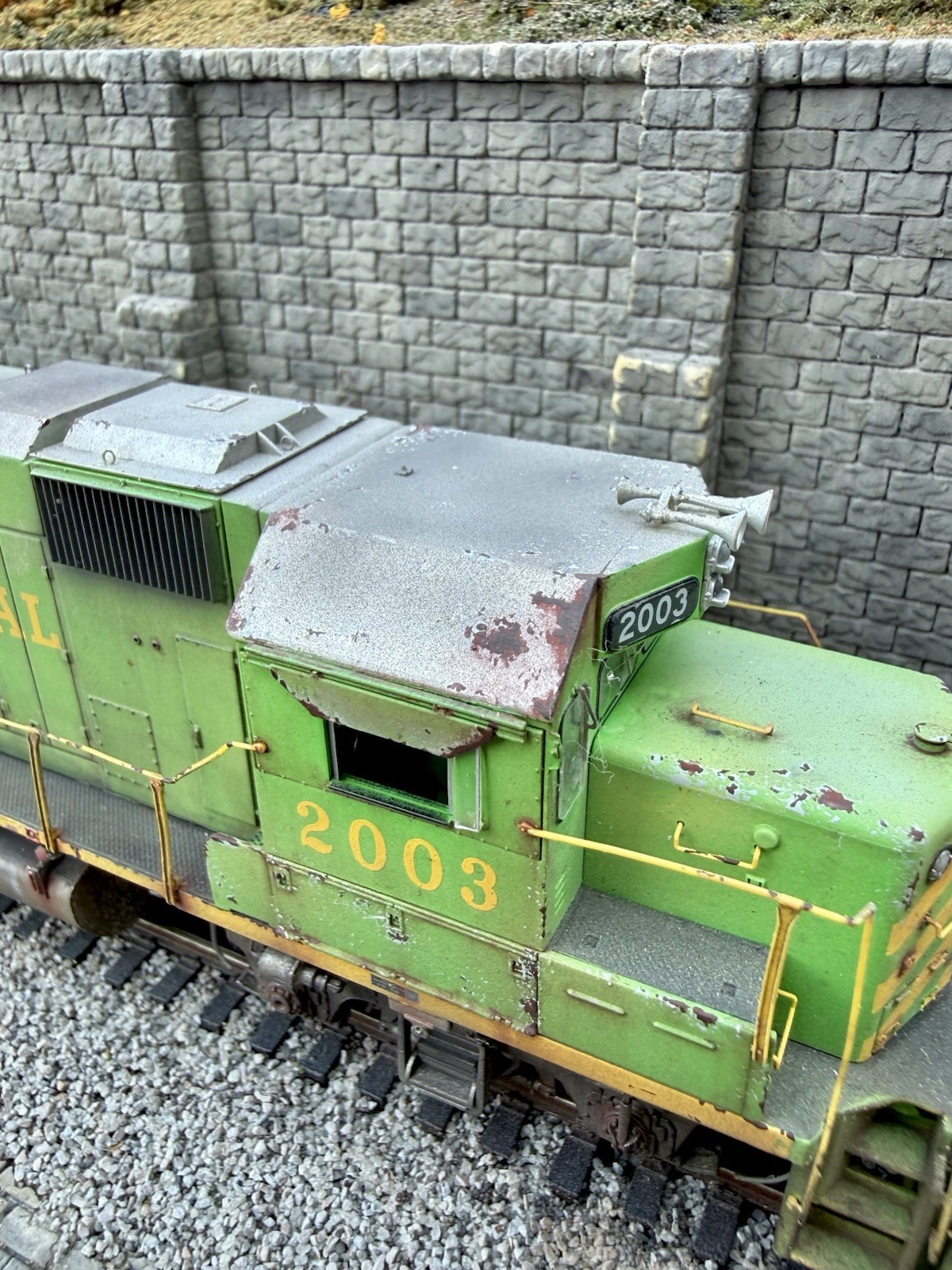 HO Scale Athearn Genesis Illinois Terminal #2003 GP38-2 DCC/SOUND/NIB/Weathered