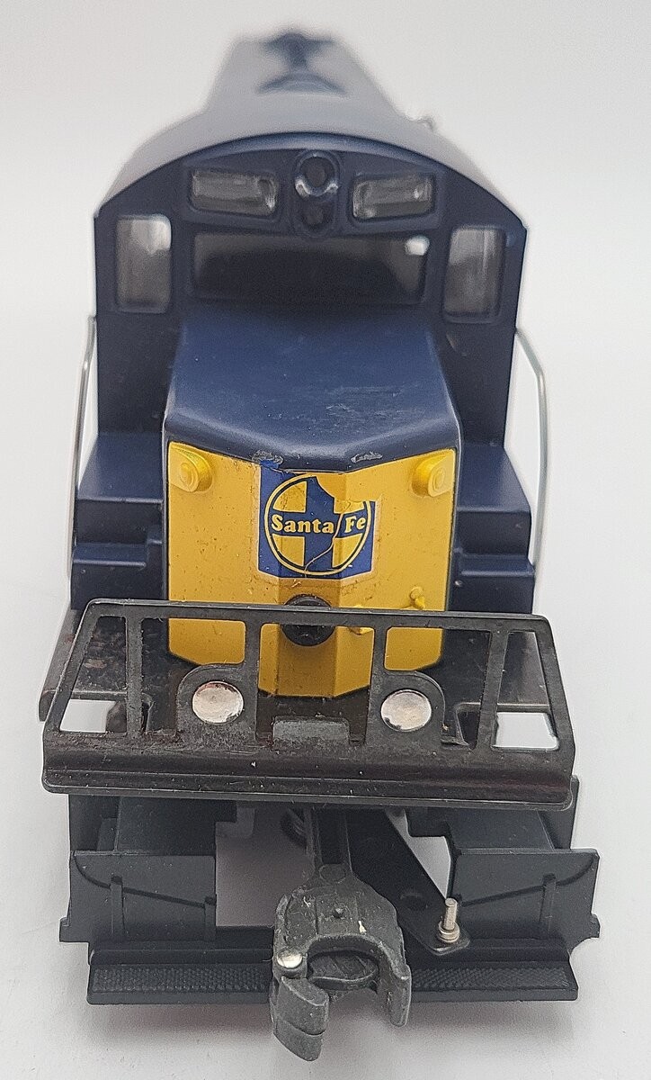 Lionel 6-8355 O Gauge Santa Fe GP-20 Non-Powered Diesel Locomotive w/Horn #8355
