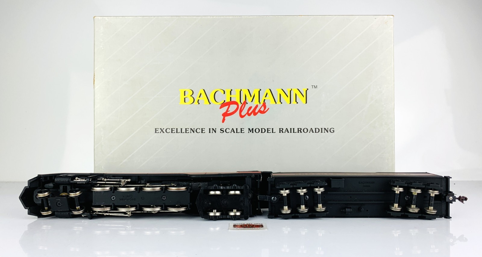 PR591 – BACHMANN PLUS H0 11315 – CLASS J 4-8-4 NORFOLK&WESTERN STEAM LOCOMOTIVE