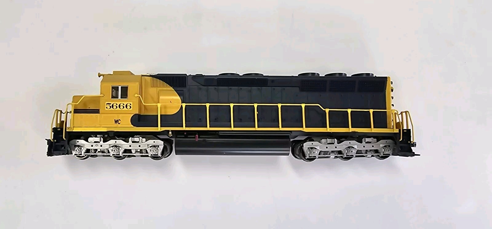 KATO – HO Scale – EMD SD45 Wisconsin Central Markings EX Santa Fe