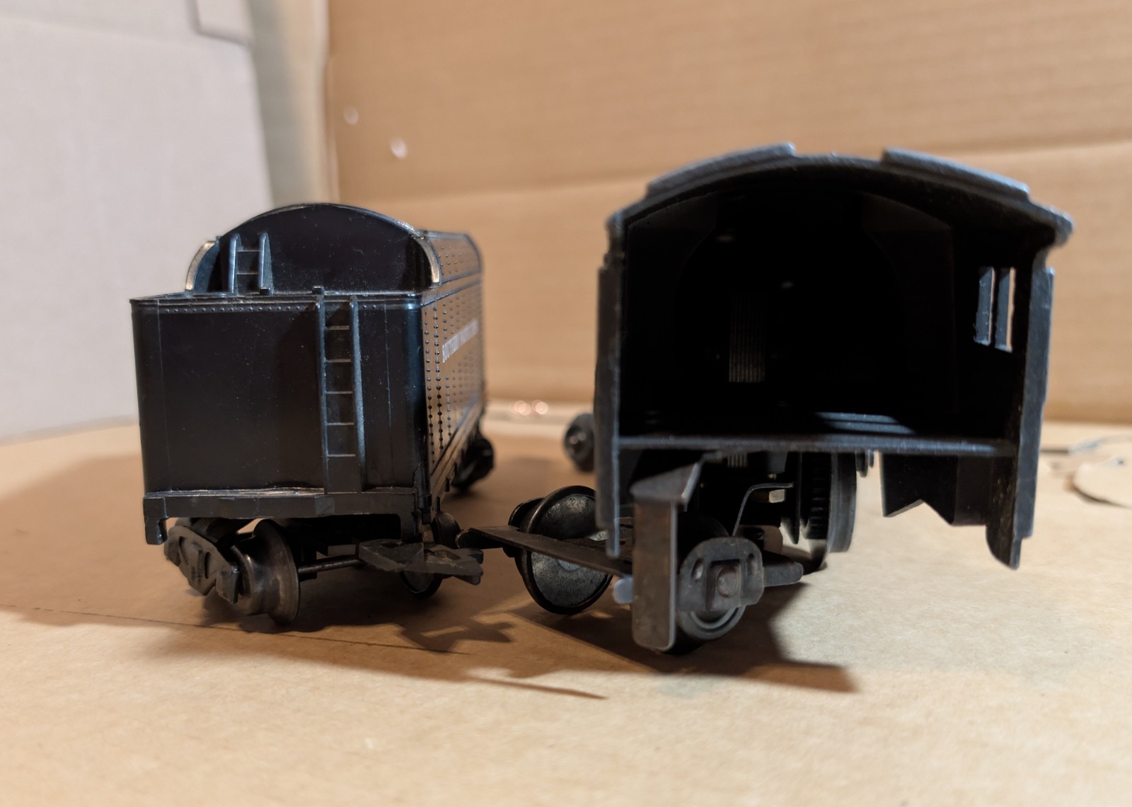 Marx 666 Locomotive with Smoke and Southern Pacific Tender