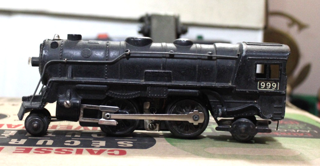 Marx 999 Electric 2-4-2, Black Die-Cast Locomotive – Solid Spoke Pilot (1947)