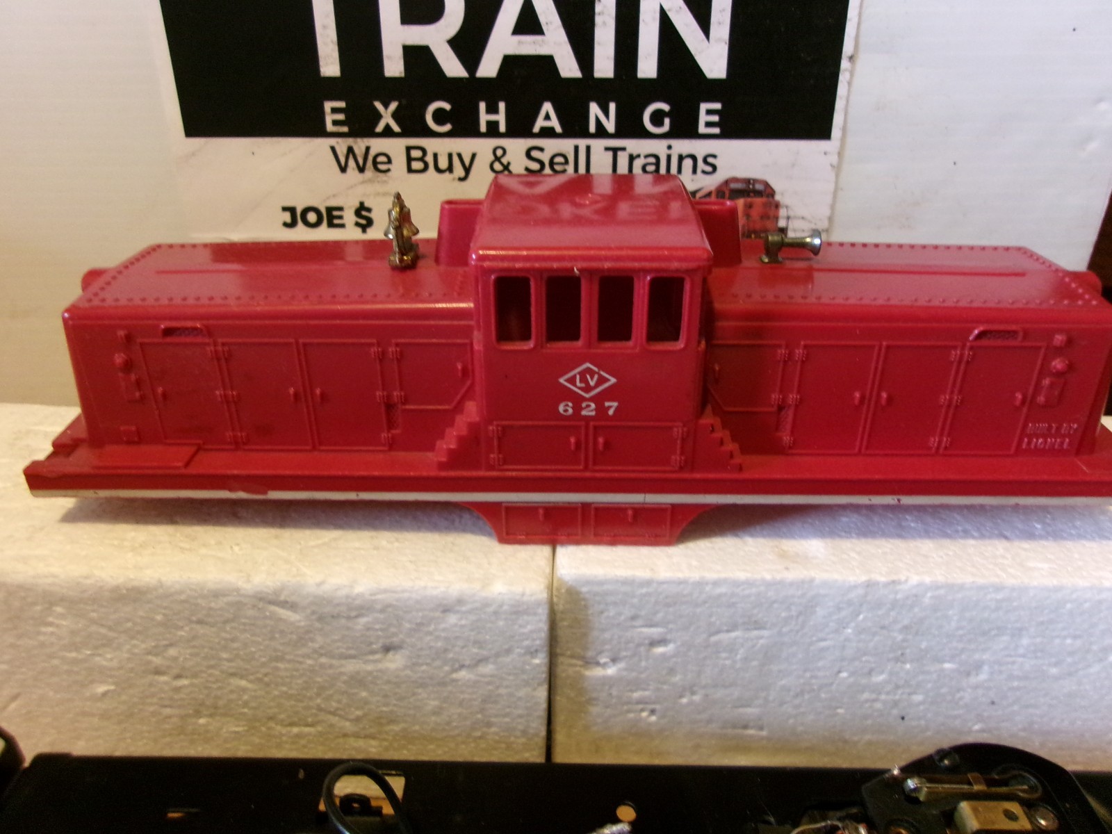 L LIONEL POSTWAR #627 LEHIGH VALLEY GE 44- TON SWITCHER
