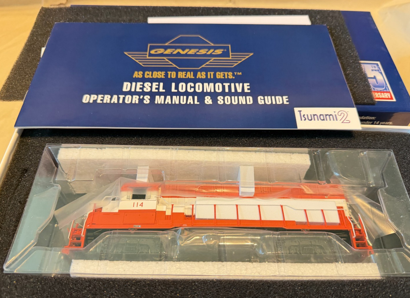 Athearn Genesis HO Scale Frisco GP15-1 with DCC & Sound