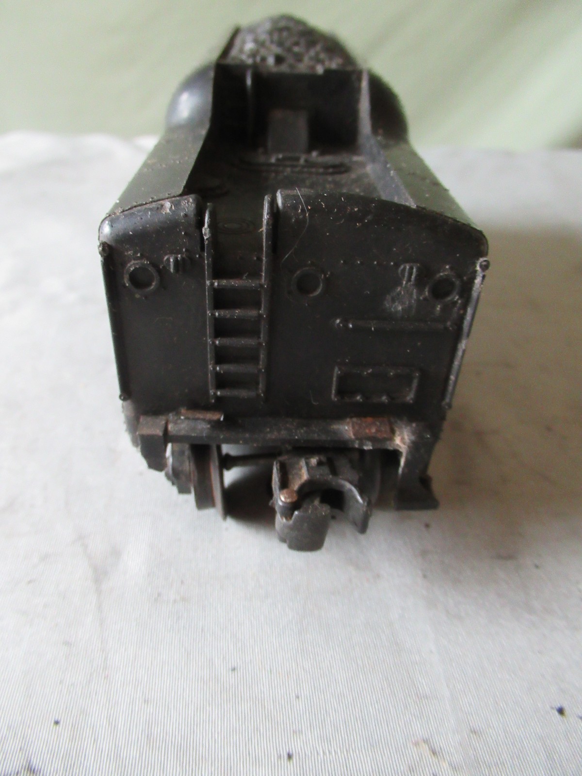 Lionel Non-Whistling Pennsylvania Tender in Good Condition