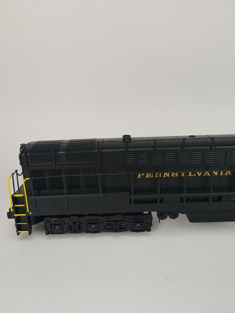 Lionel 6-52315 TCA Pennsylvania Trainmaster 8705 Tested O Gauge Locomotive