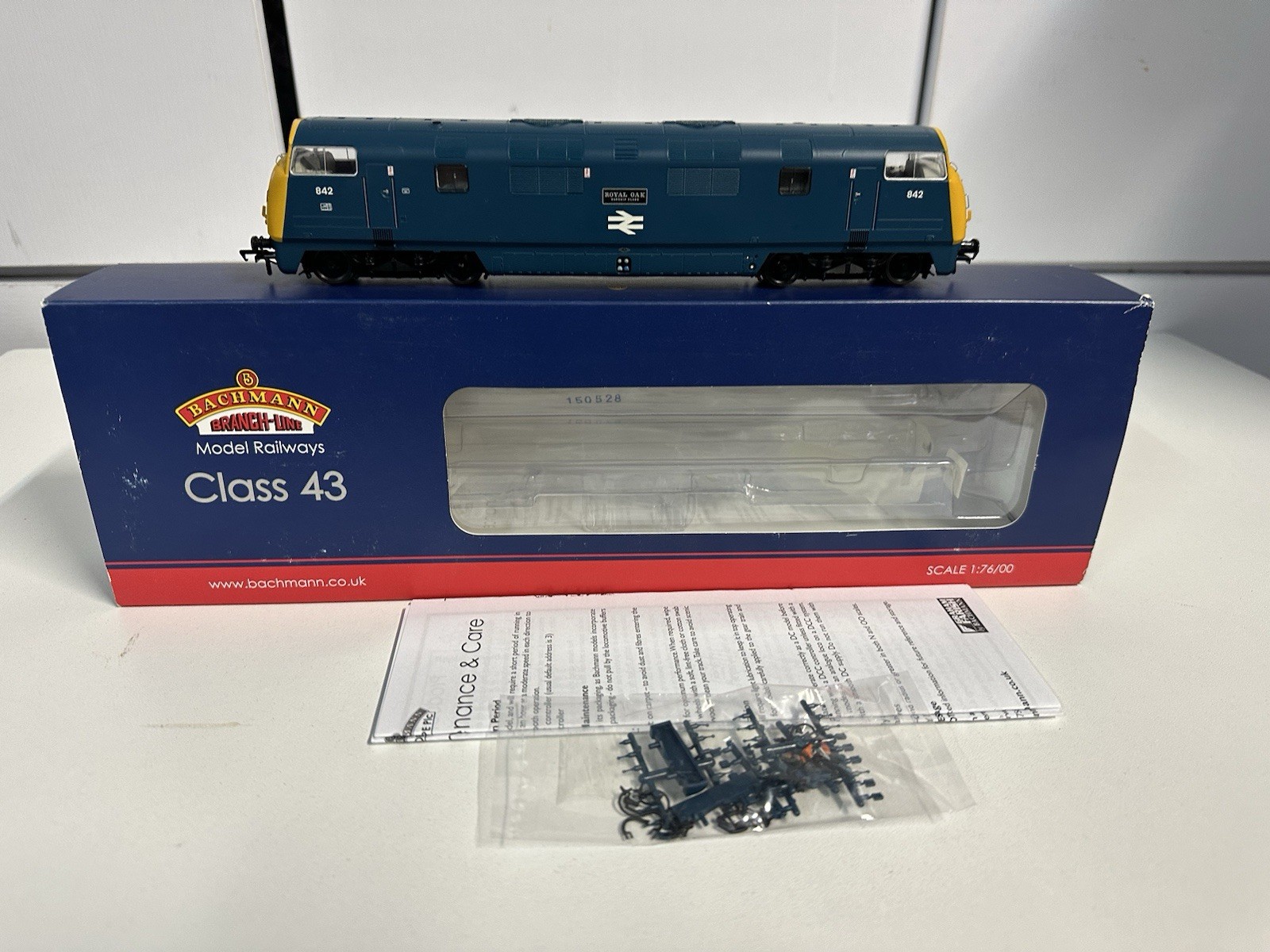 BACHMANN 32-067 CLASS 43 WARSHIP 842 ‘ROYAL OAK’ BR BLUE 21 DCC READY BOXED