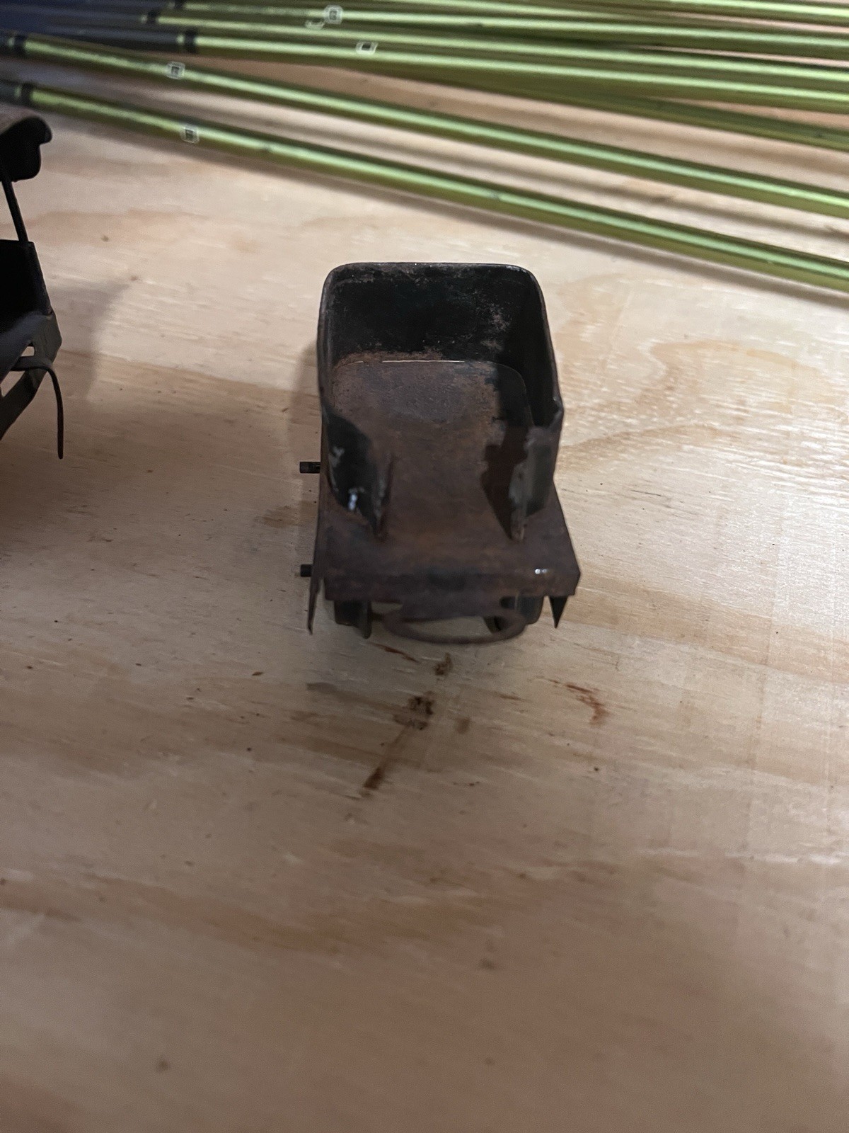 Vintage Bing Windup Locomotive And Cart / Stamped 4014 KT