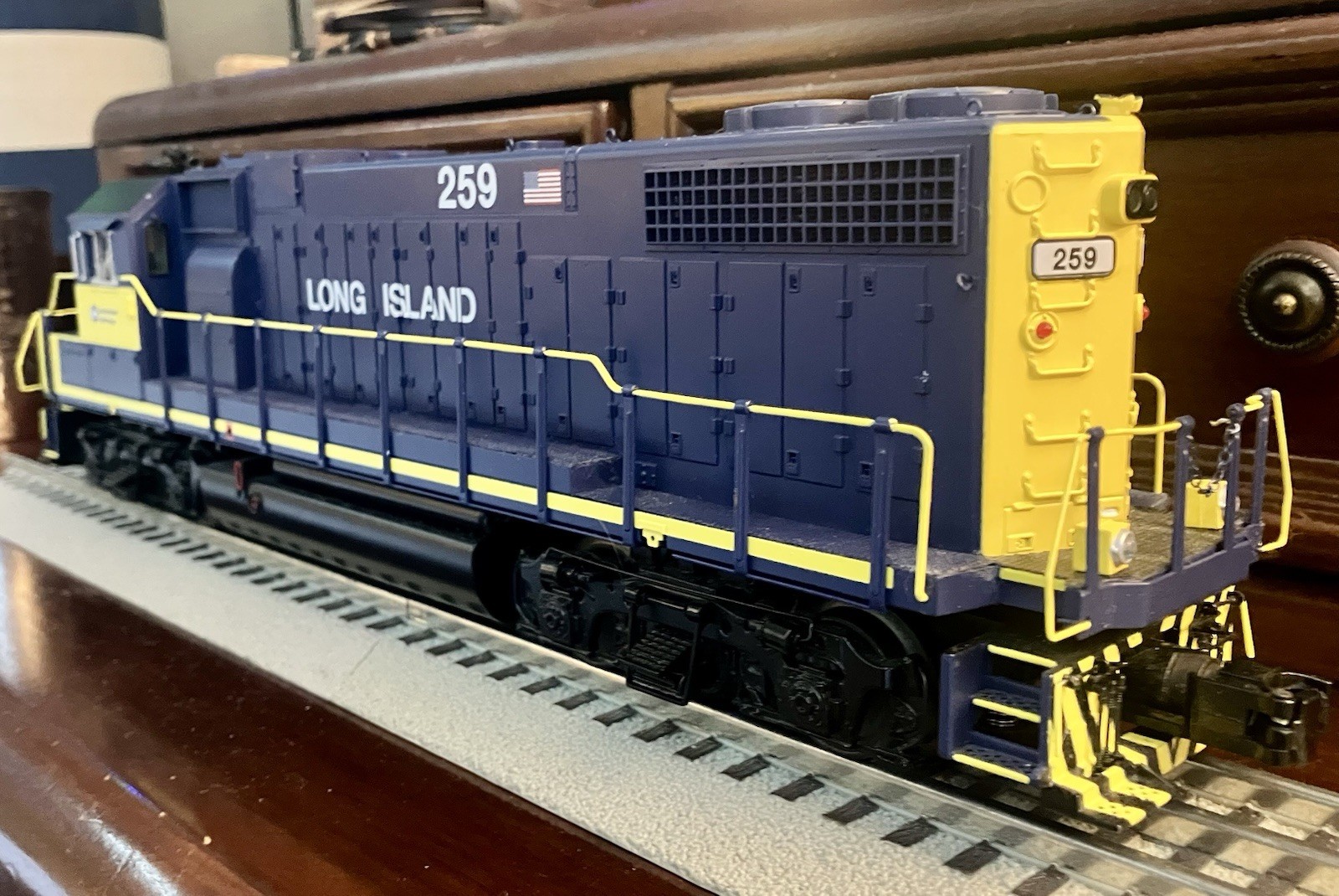 MTH Premier Long Island Railroad LIRR GP38-2 #259 With ProtoSound 3.0