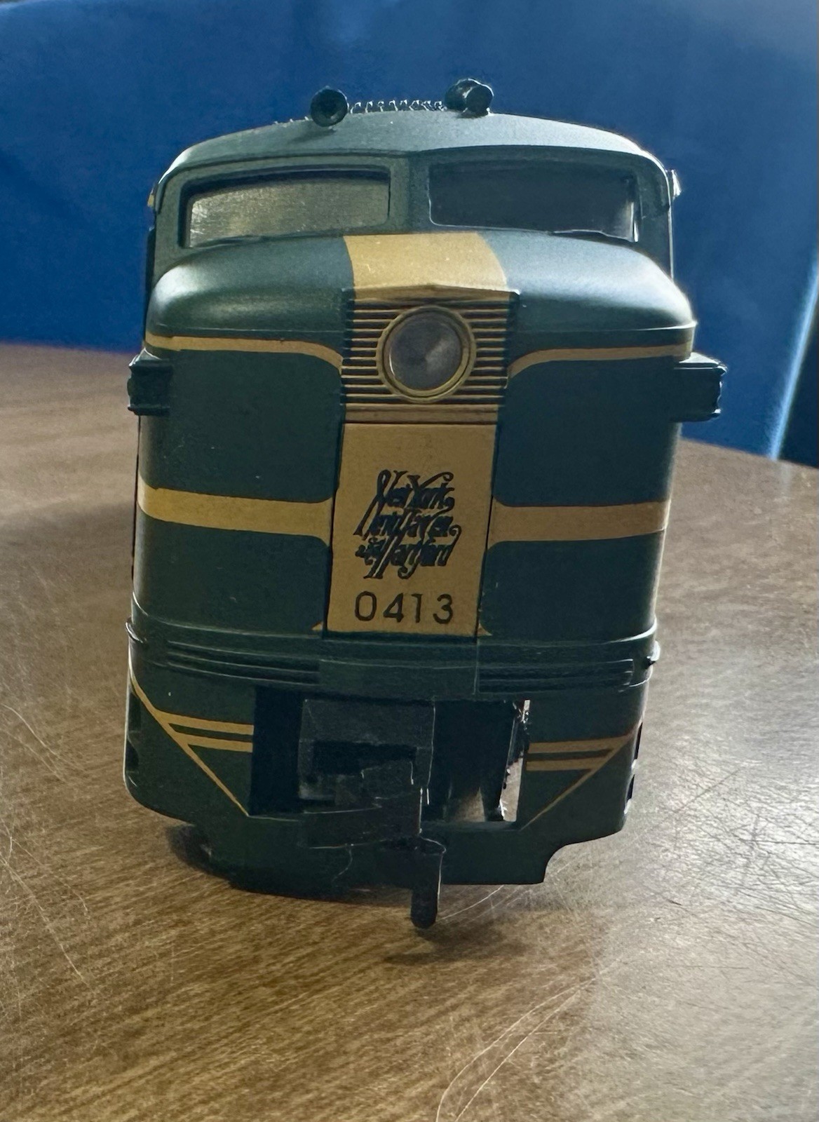 Frateschi HO New Haven 0413 Diesel Locomotive Green & Gold NEW in Open Box
