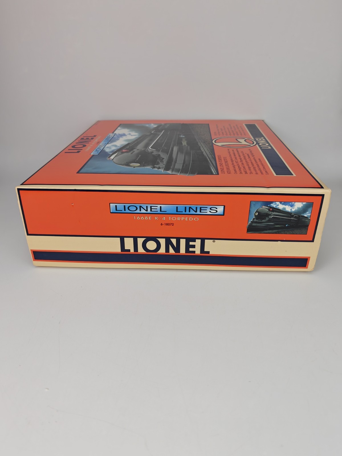Lionel 1668E K-4 Torpedo Locomotive w/Sound Tender
