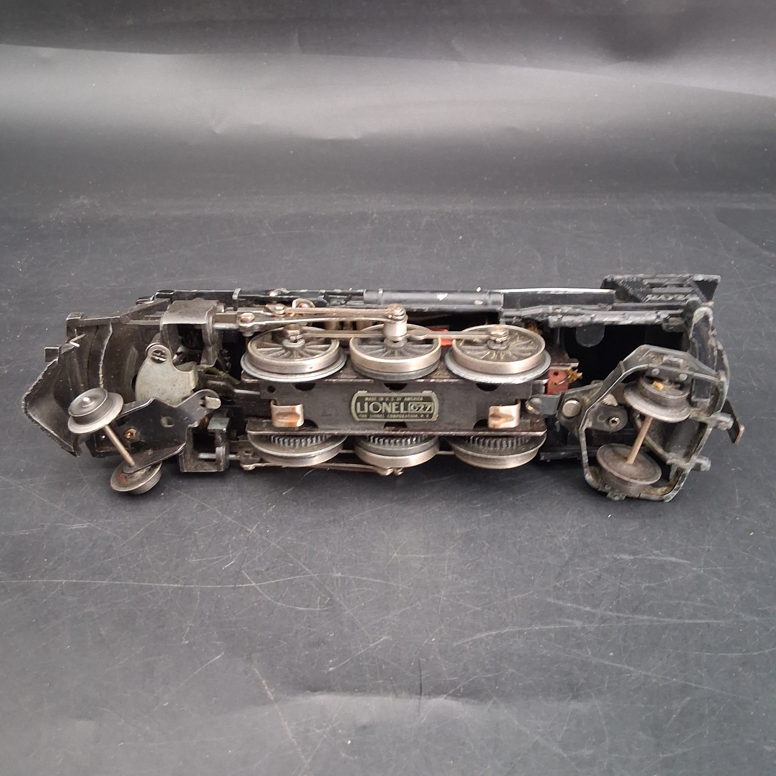 Lionel 2026 Locomotive O Gauge & 2466WX Whistle Tender Tested & Runs READ DESC