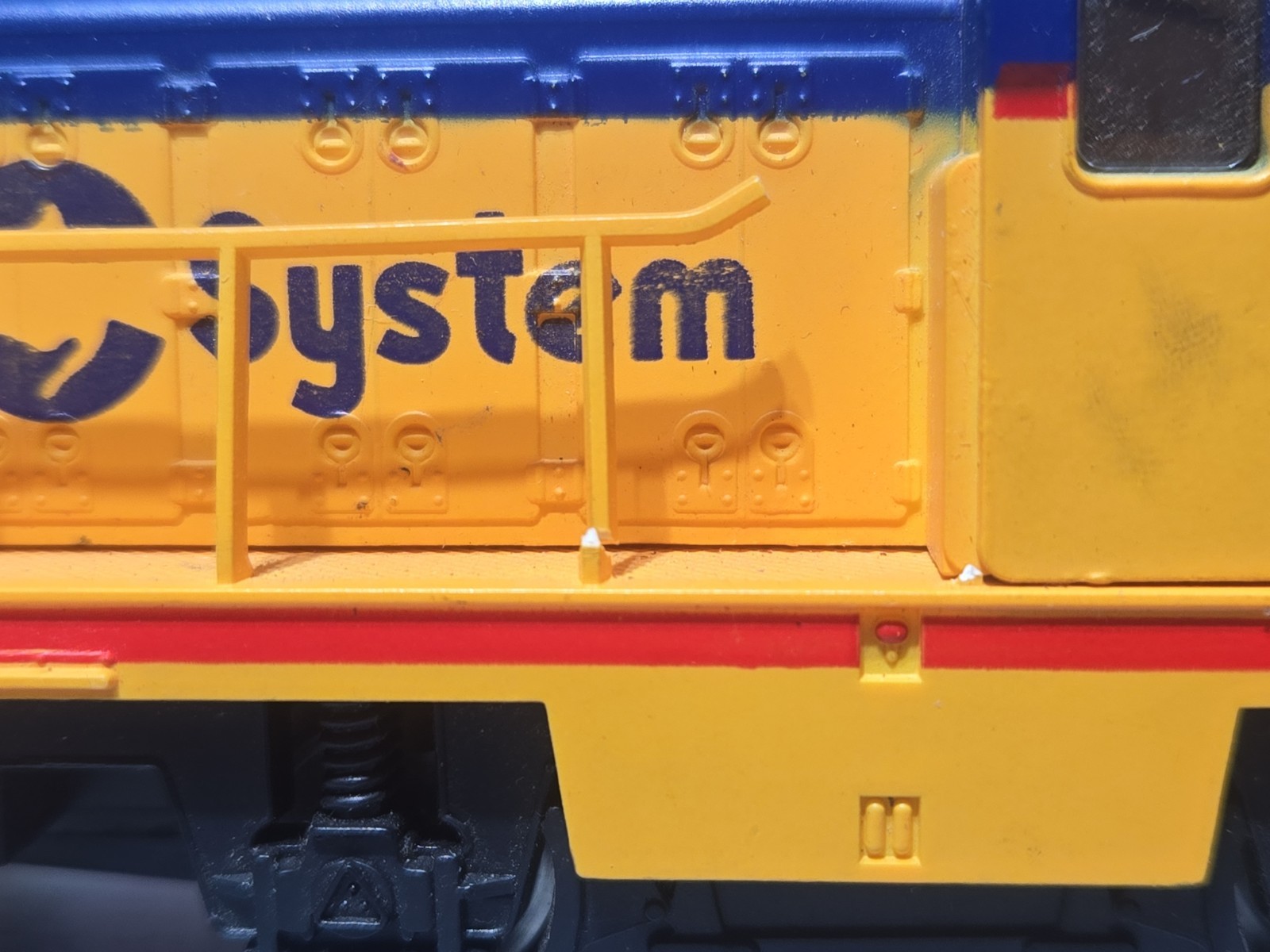 Model Power 6678 HO Chessie System #1967 B&O Railroad DDT Switcher