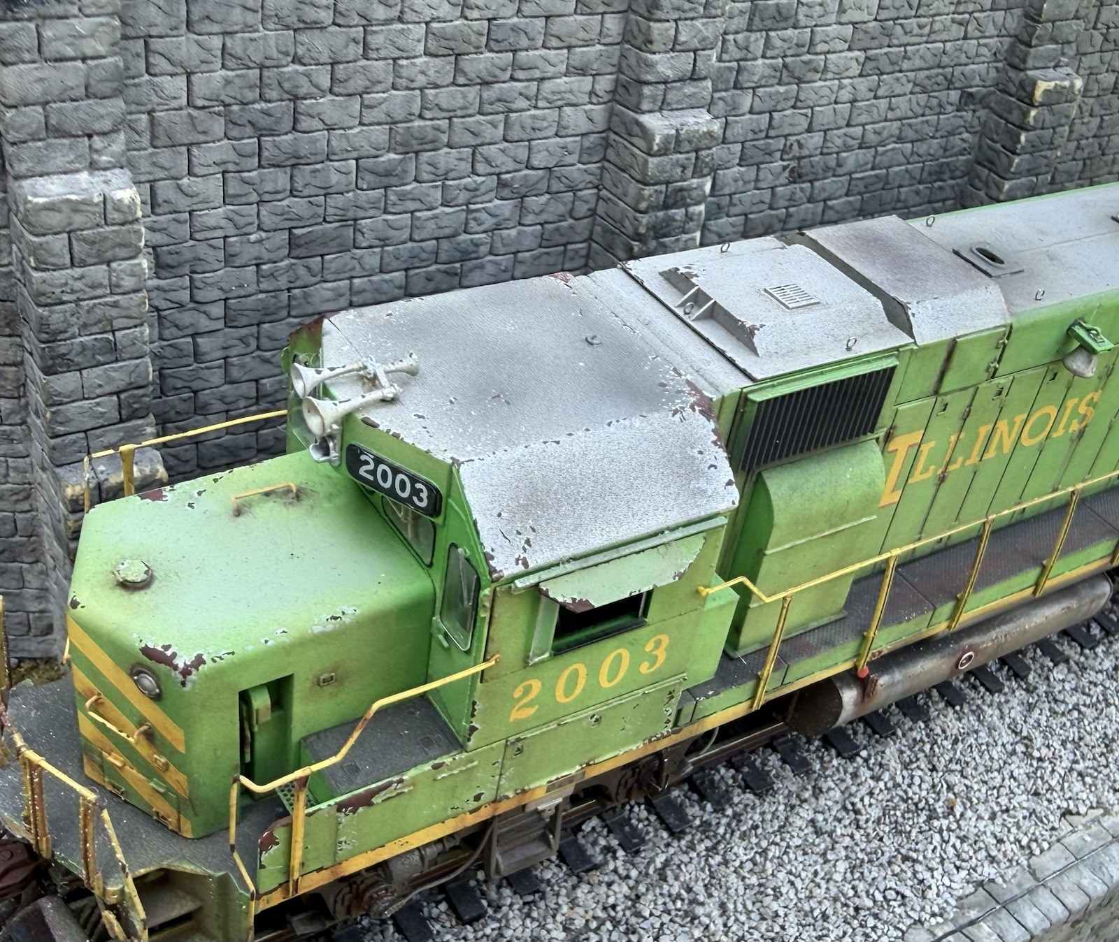 HO Scale Athearn Genesis Illinois Terminal #2003 GP38-2 DCC/SOUND/NIB/Weathered