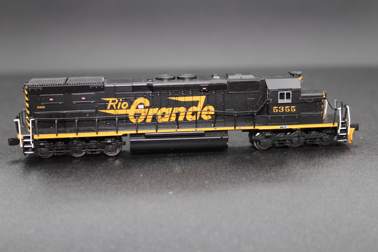 N Intermountain SD40T-2 Rio Grande DRGW #5355 DCC/Non-sound.