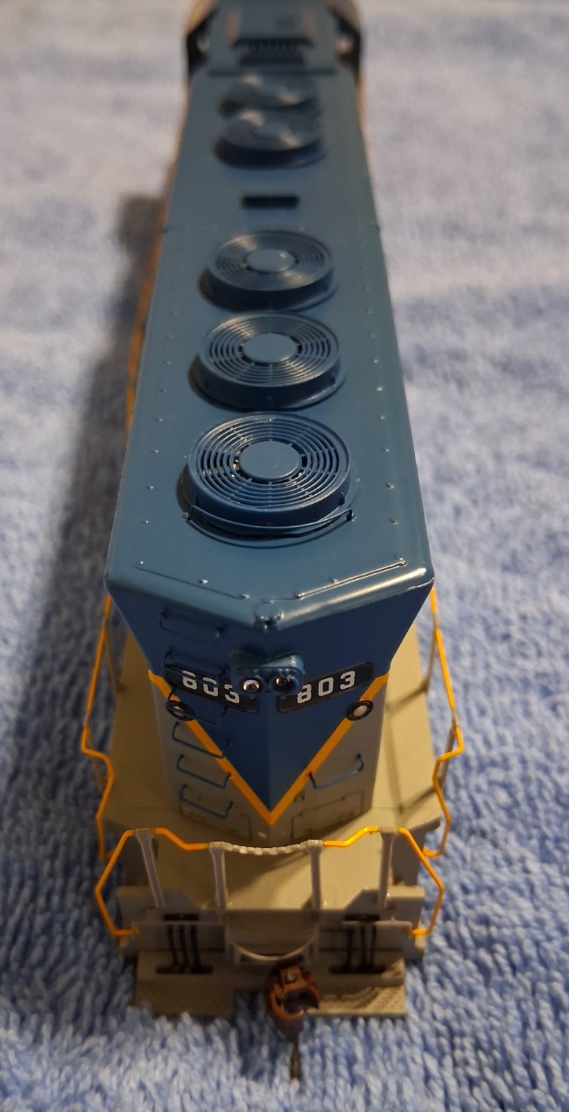 Athearn HO D&H Delaware & Hudson SD45 #803, No Sound, DCC Ready/Sound Ready