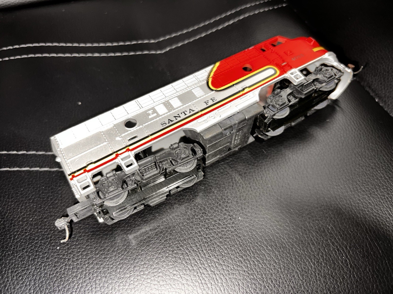 HO Santa Fe Dummy locomotive