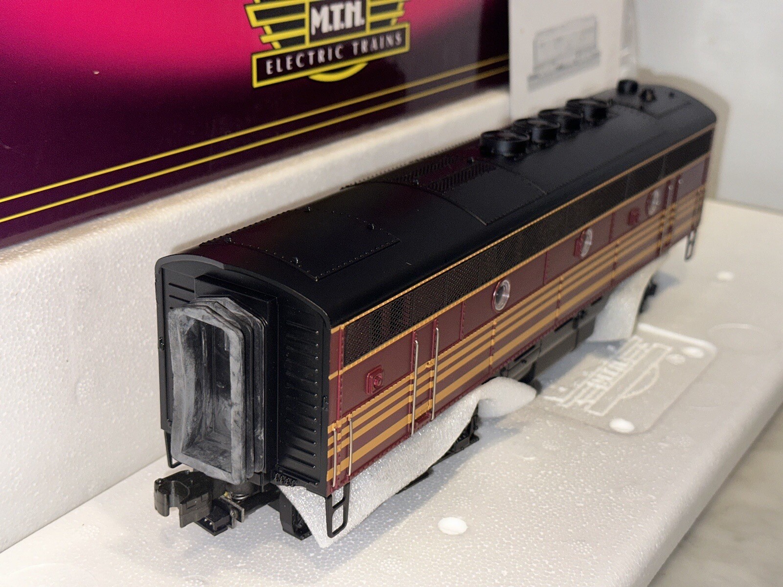 Mth 20-2186-4 Boston & Main F3 Powered B Unit In Box