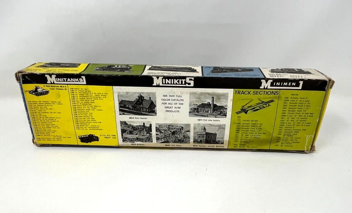 AHM SD-40 w/ Fly Wheel 5030-06 S.P. Southern Pacific 8444 HO Train Locomotive