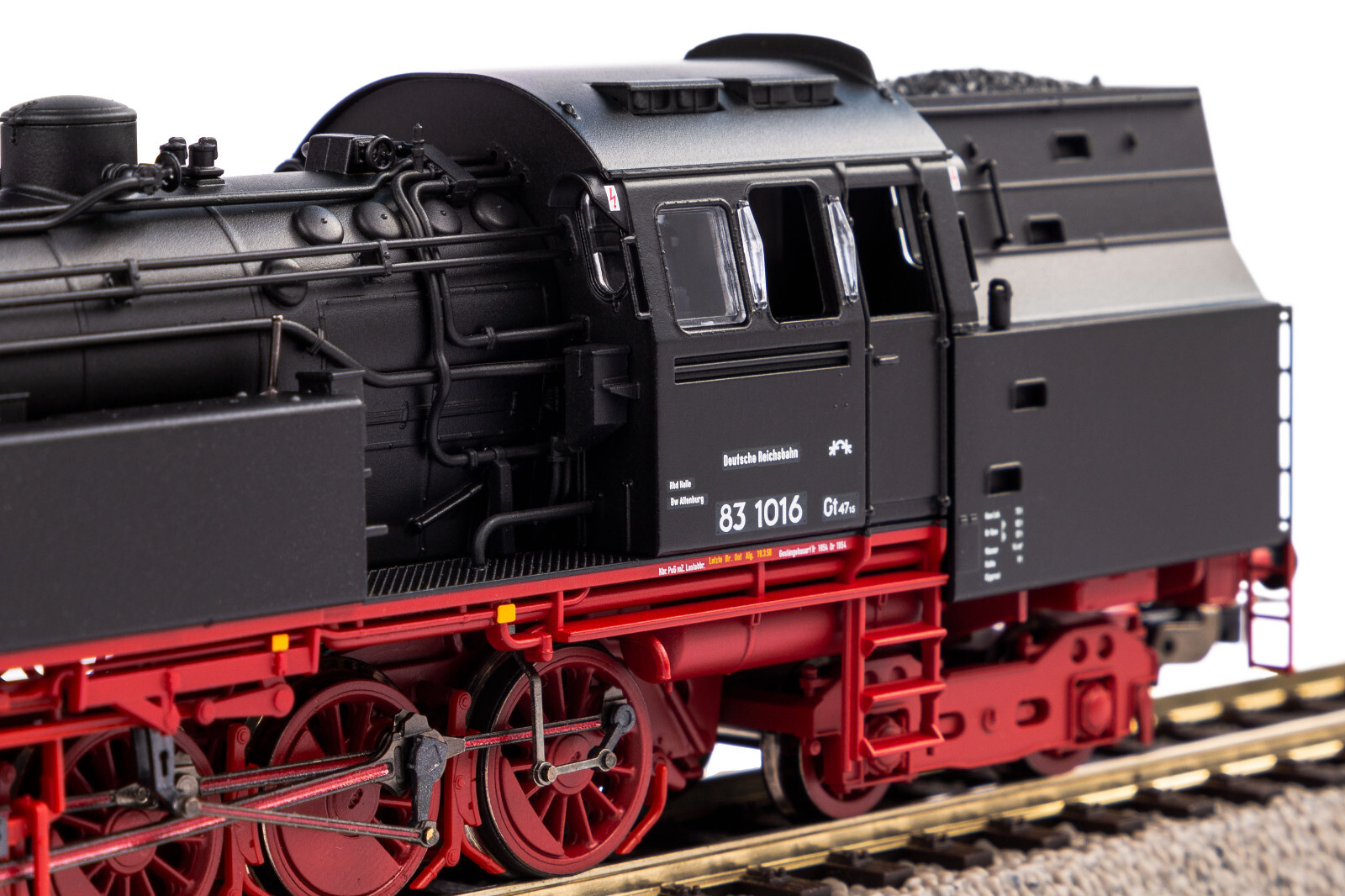 PIKO 50634 Steam Locomotive BR 83 DR Ep 3 Analog NEW OVP 1:87