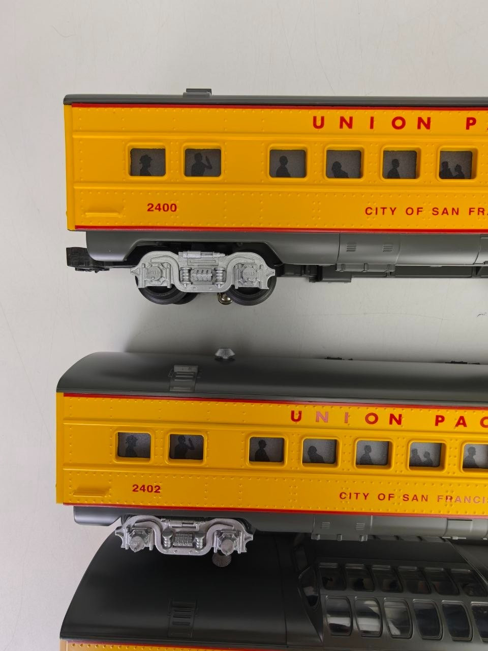 Williams Passenger Cars Union Pacific O Gauge 4-Car Set Box Lights