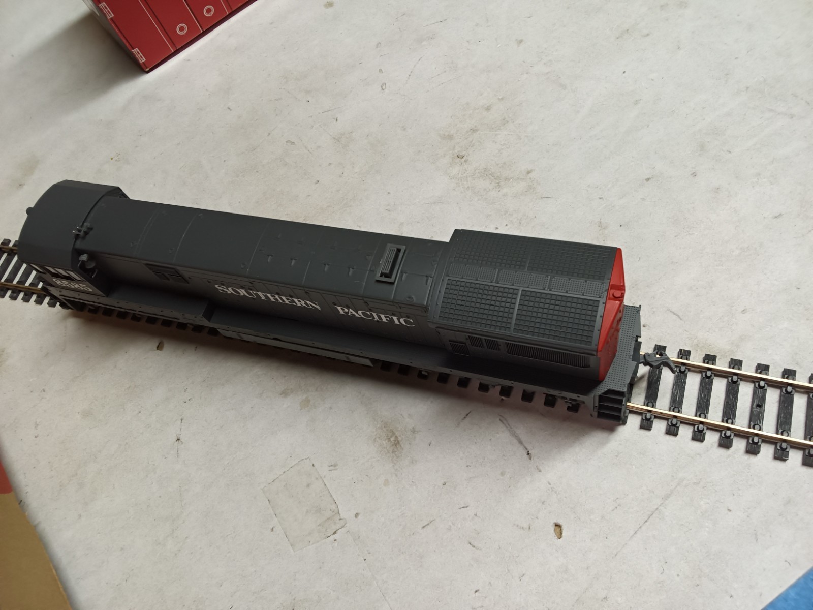 C-8 Atlas DC HO scale U33C SP #8526 road #8585 NOS diesel engine locomotive #27