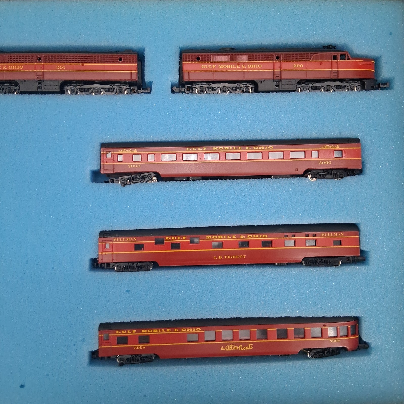 Con-Cor N Scale GM&O ALTON ROUTE & REBEL Set 3 PA Locos AAB & 6 Passenger Cars