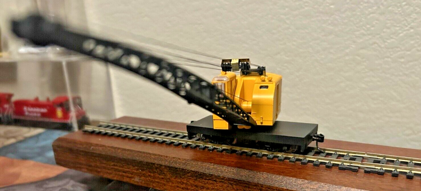 PENNSYLVANIA RR CRANE Powered/OPERATING (DC ) HO SCALE PLATINUM – RTR NEW OOP