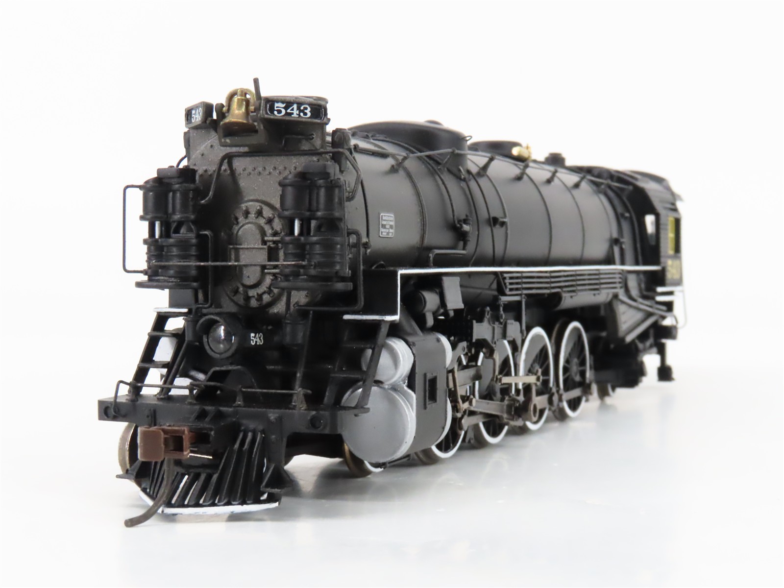 HO Bachmann Spectrum 82503 C&O Chesapeake & Ohio 4-8-2 J2 Steam #543 – DCC Ready