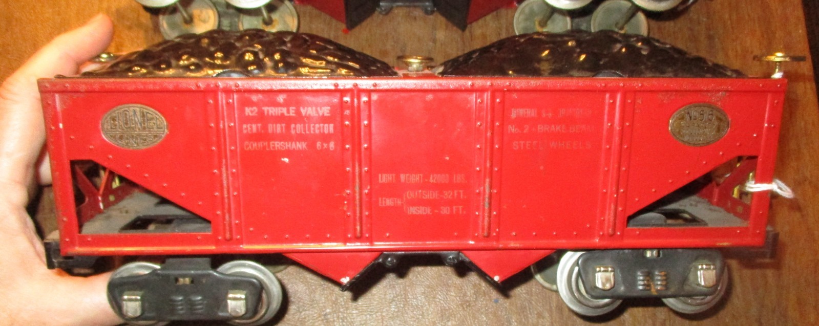 COAL TRAIN black 318E 516 516 516 and red/black caboose 1929