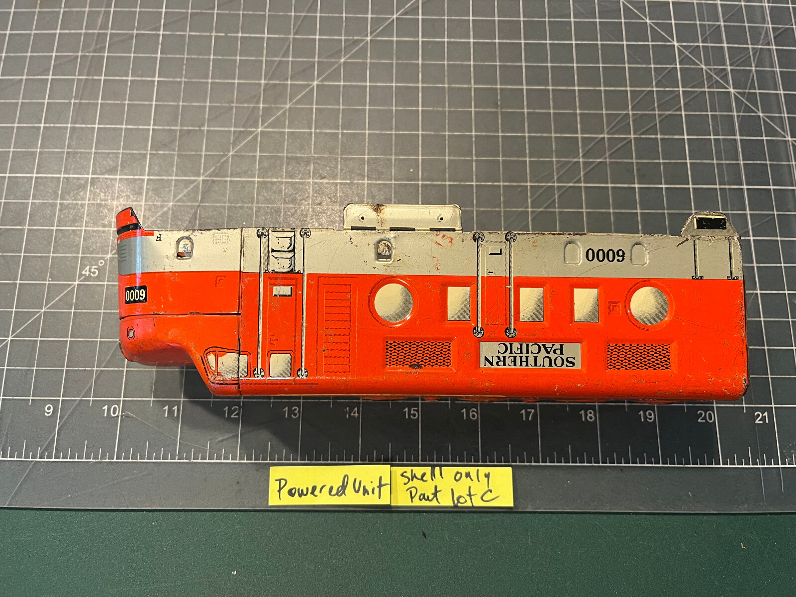 Marx Train SP 6000 POWERED Diesel Locomotive Engine METAL SHELL ONLY PART LOT C