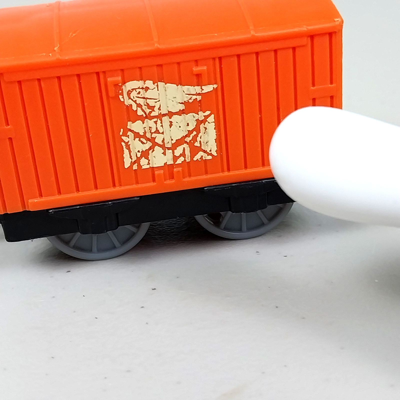 Thomas & Friends Trackmaster Nia Motorized Train with Mail Cargo Car 2013 Mattel
