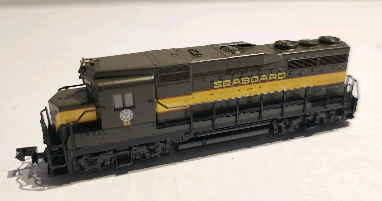 Atlas N Scale GP-30 Diesel Engine Seaboard Air Line #511