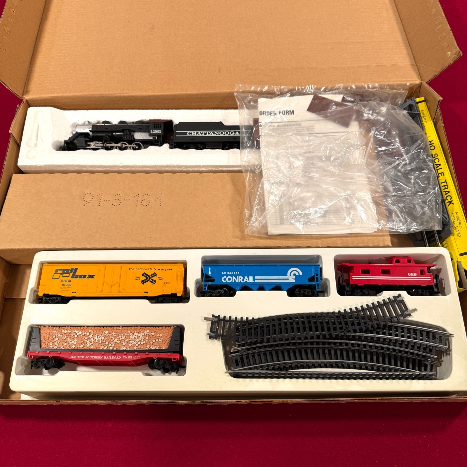 Vintage Tyco Chattanooga Steam Locomotive Set w/ Box Untested Good Condition HO