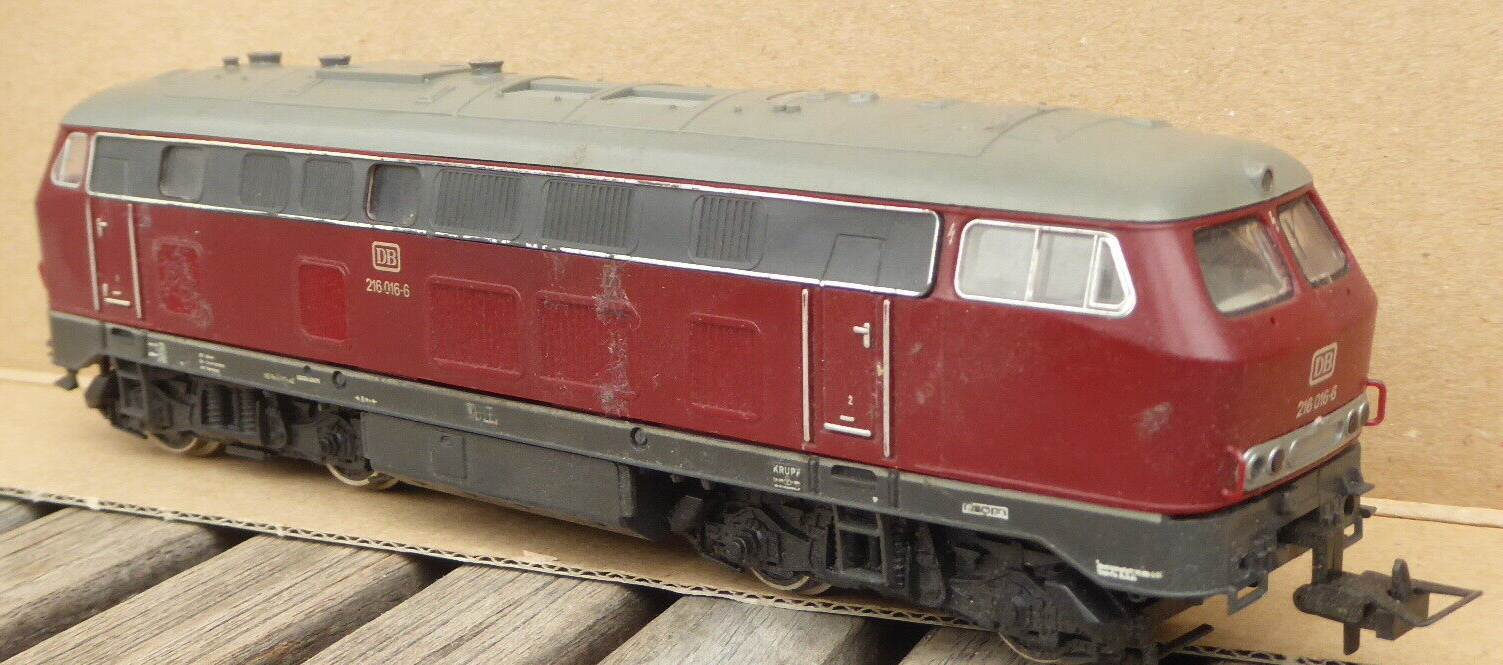 Röwa 1201 H0 3-Leiter Dc Diesel Locomotive Br 216 016-6 DB Light Red/White