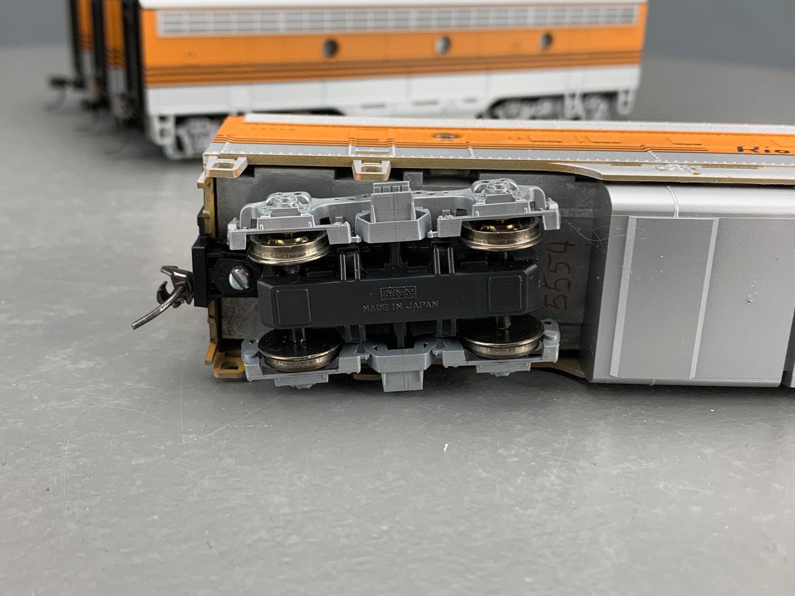 HO Stewart/Kato Rio Grande F7 A-B-B-A 4 Stripe Locomotives Pwrd Dcc-NSnd HO8065